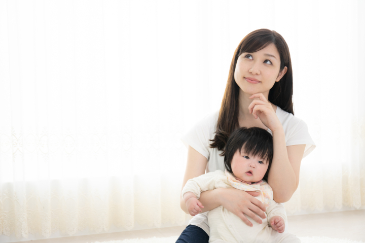 子どもの歯科検診は何歳からなのか考える母親
