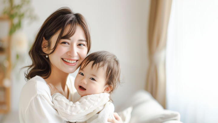 歯磨きで健康に過ごす笑顔の親子