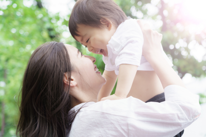 虫歯の治療と予防で健康に過ごす親子